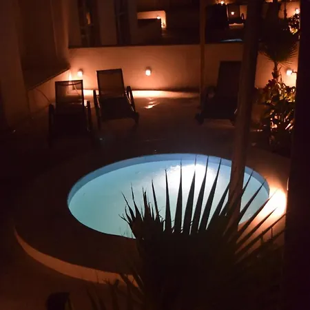 Sun Springs Hotell