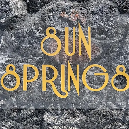 Sun Springs 酒店 3*